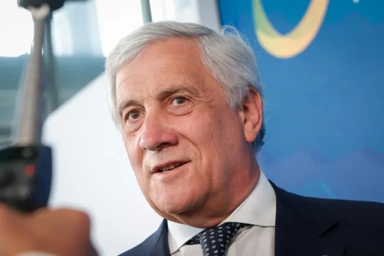 Ο Ταγιάνι απαντά στη Γερμανία για τις δευτερογενείς ροές