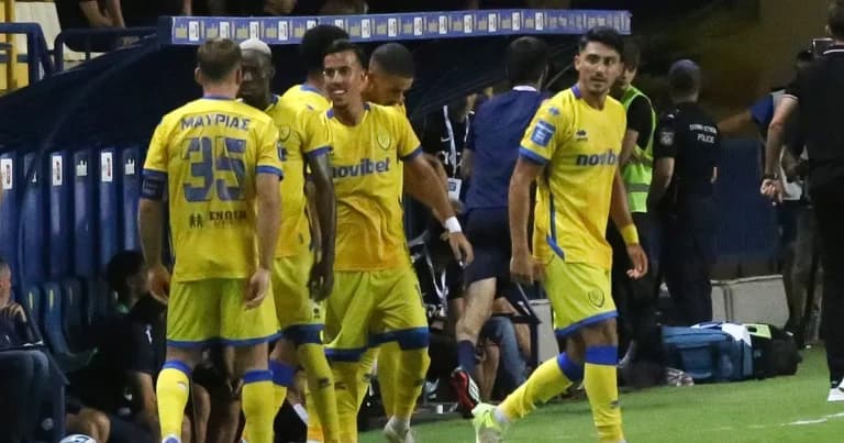 Η Super League: Βόλος-Ηρακλής και Παναιτωλικός-Καλαμάτα