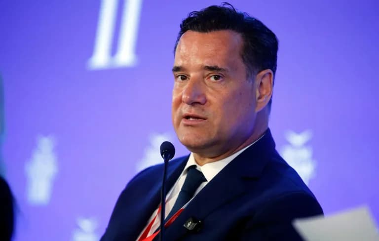 Ο Γεωργιάδης αντιμέτωπος με ένταση στο Νοσοκομείο Βόλου