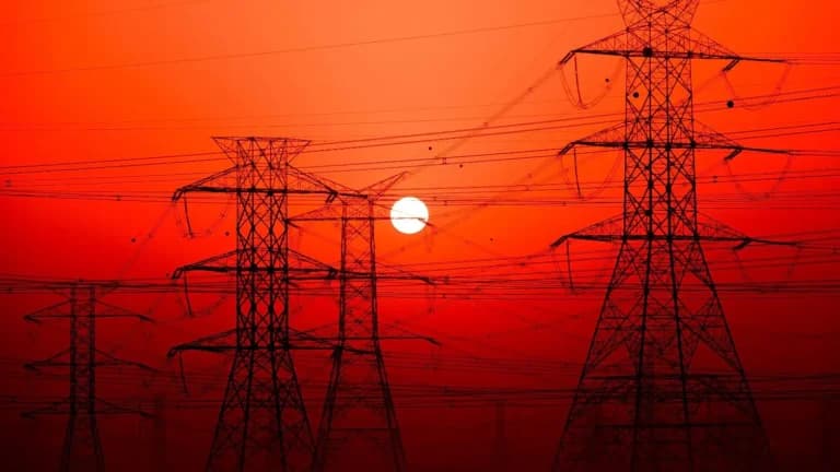 Η ζήτηση ρεύματος εκτοξεύεται λόγω data centers