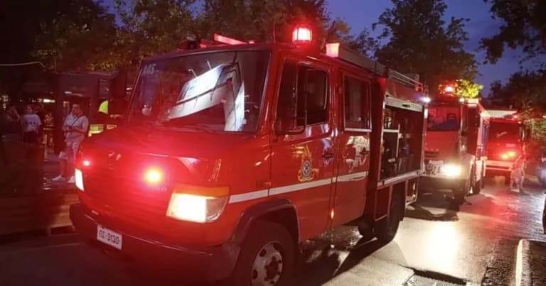Φωτιά στη Βοιωτία: Μάχη με τις φλόγες κοντά στην Υλίκη