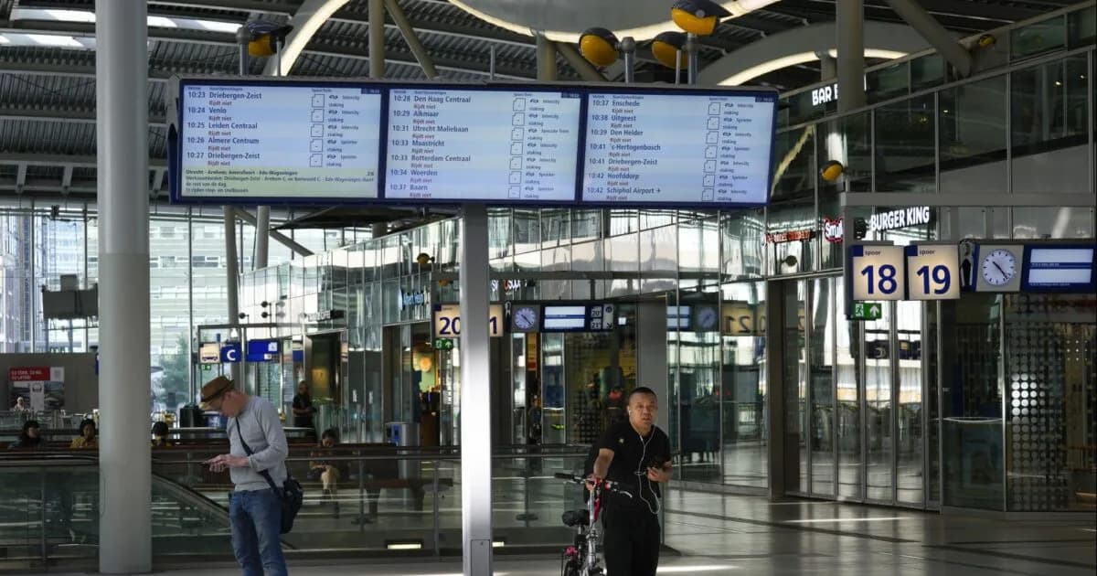 Η δολιοφθορά «παρέλυσε» τον σιδηρόδρομο στην Ολλανδία