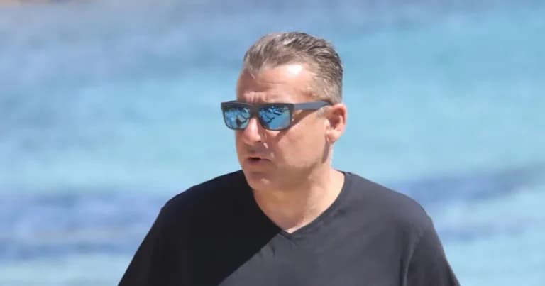 Ο Λιάγκας απόλαυσε τη Βουλιαγμένη πριν την πρεμιέρα