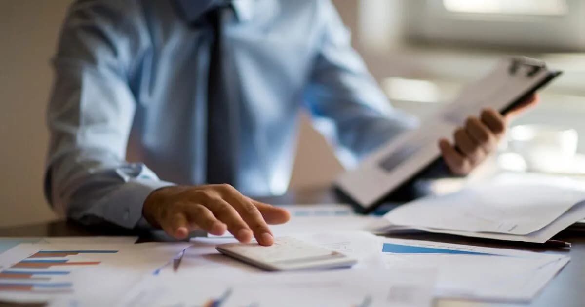 Η τεκμαρτή φορολόγηση αλλάζει για 155.000 επαγγελματίες