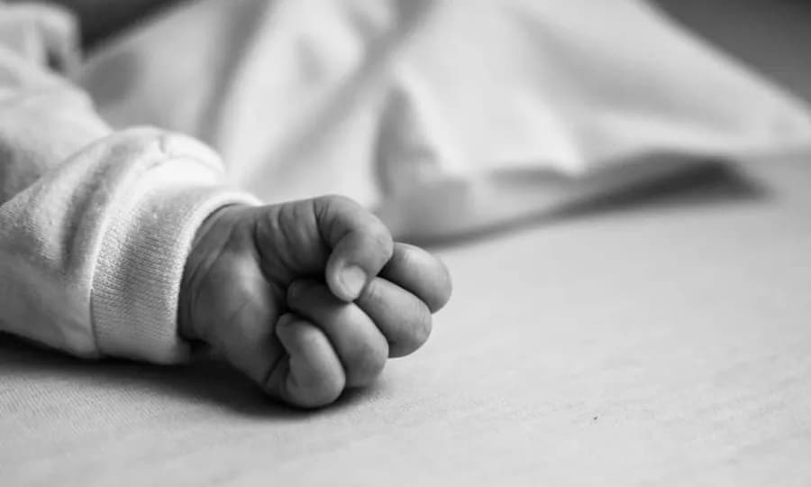 Πρόωρος τοκετός στην Εύβοια: Πέθαναν δύο δίδυμα νεογνά