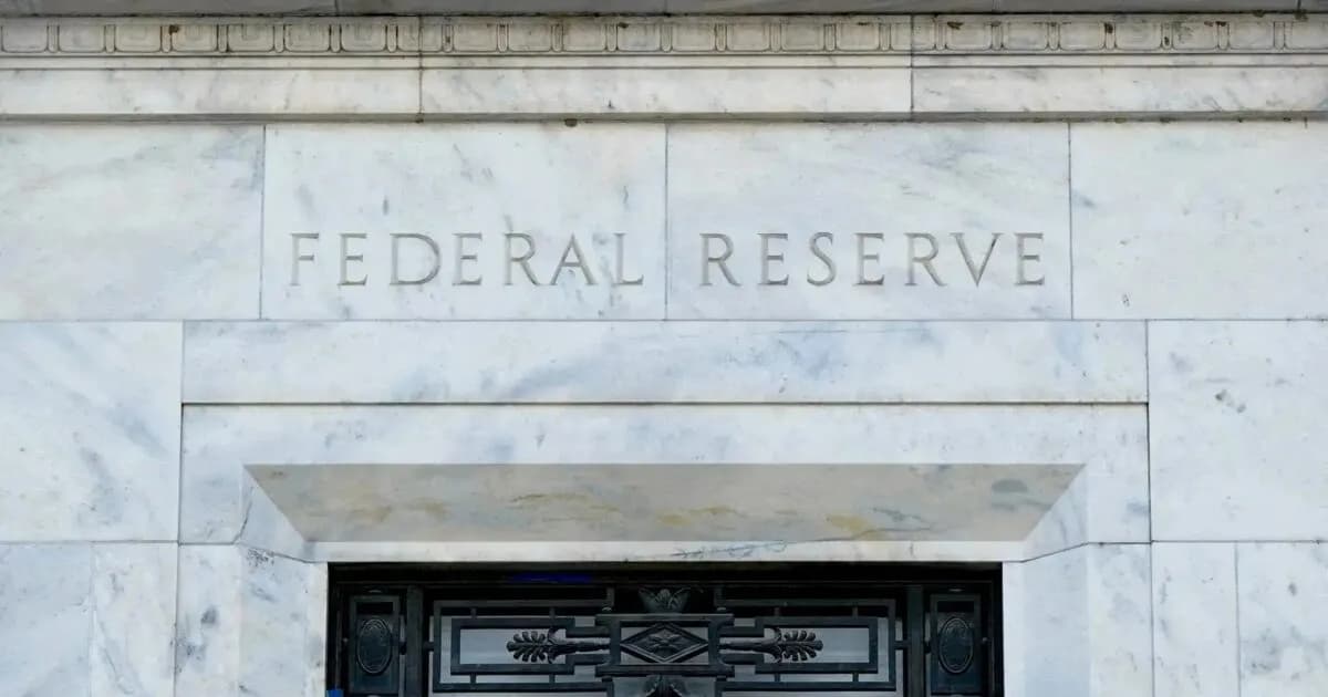 Η Fed προχωρά σε αύξηση επιτοκίων μετά από 3 χρόνια