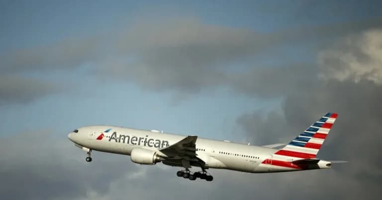 Η γυναίκα έκανε στριπτίζ σε πτήση της American Airlines