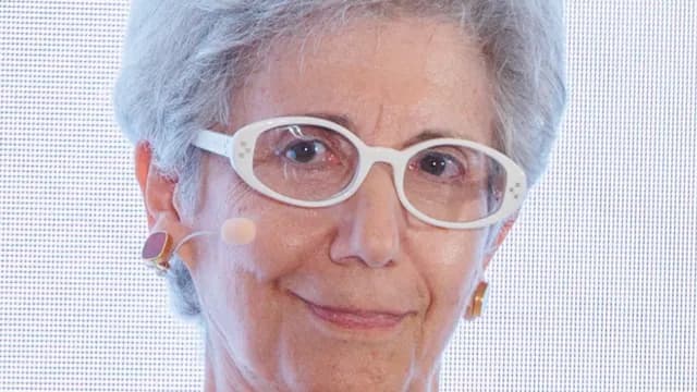 Η Δρ. Εύη Χατζηανδρέου στο Marie Claire Power Trip
