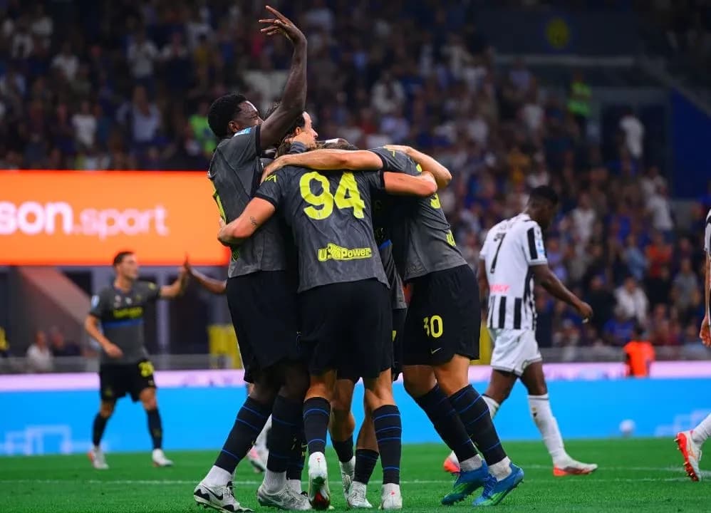 Η Ίντερ «διέλυσε» 5-3 την Ουντινέζε και πιάνει τη Ρόμα