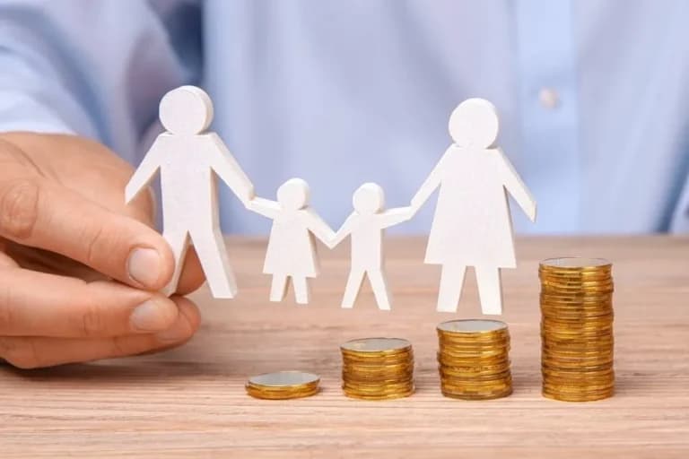 Η Ηλιούπολη απαλλάσσει νέους γονείς από δημοτικά τέλη