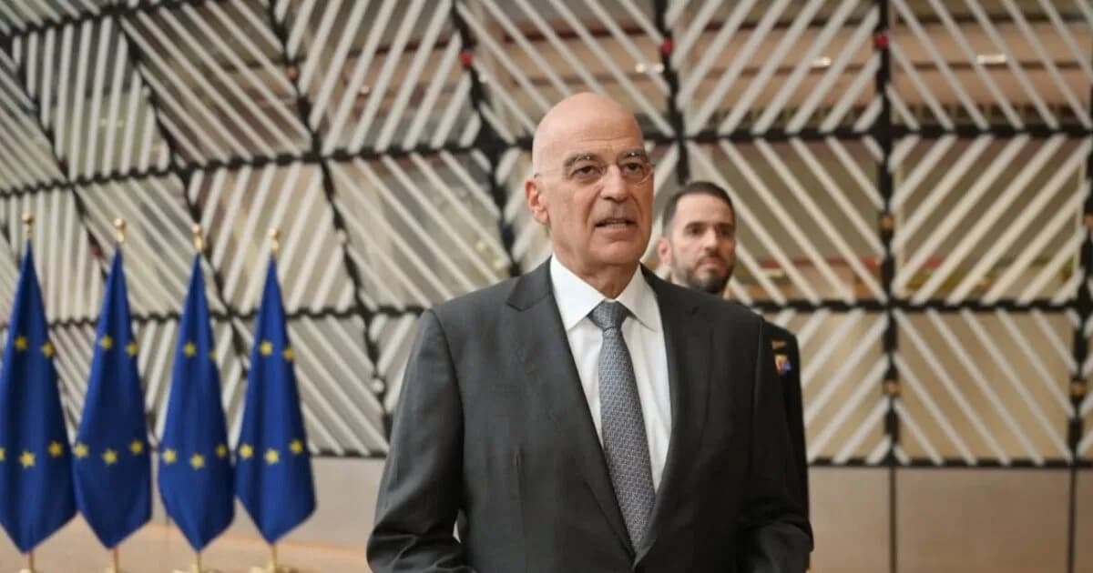 Ο Δένδιας προτείνει πανευρωπαϊκή άμυνα λόγω Τουρκίας