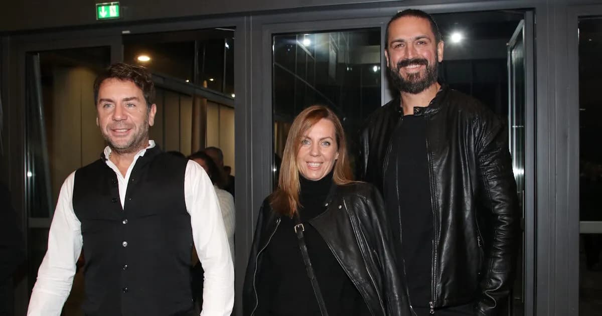 Η κηδεία του Γιώργου Μαζωνάκη   Ραγίζει καρδιές η Νίκαια