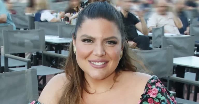 Η Δανάη Μπάρκα μιλά για εγκυμοσύνη και αλλαγή ζωής στη Μάνη
