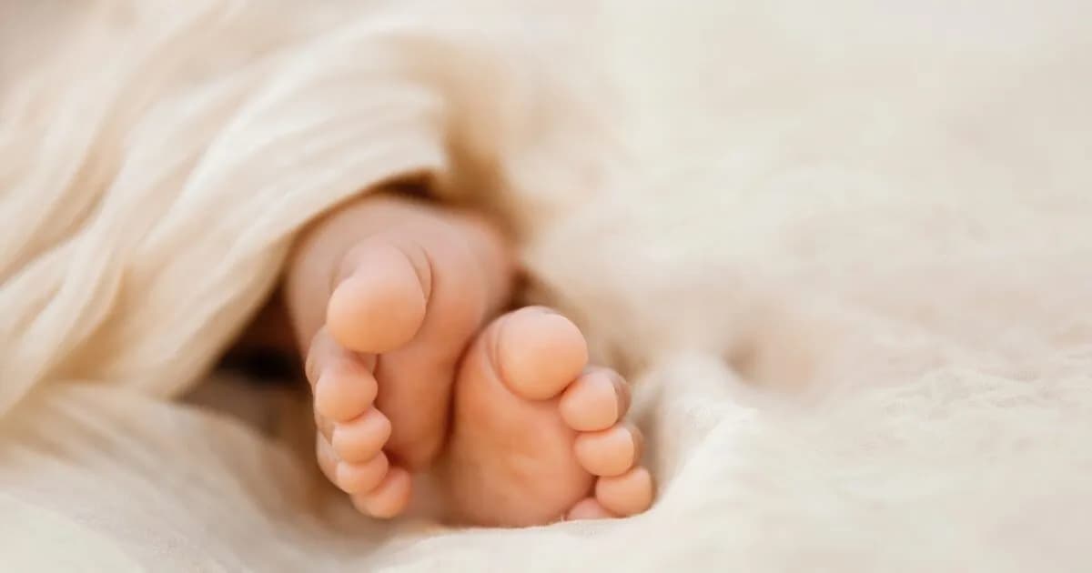 Βαρύ τραύμα σε βρέφος στα Χανιά   Συνελήφθη η 18χρονη μητέρα