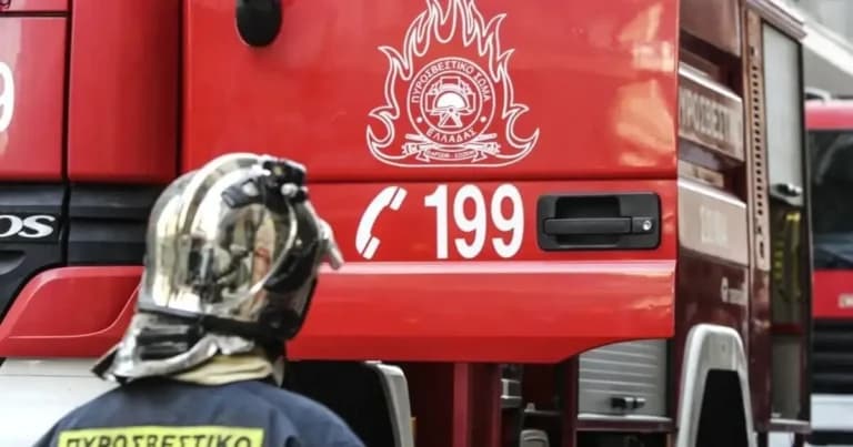 Πυροσβέστες σώζουν 3 παιδιά σε αγωγό στη Θεσσαλονίκη