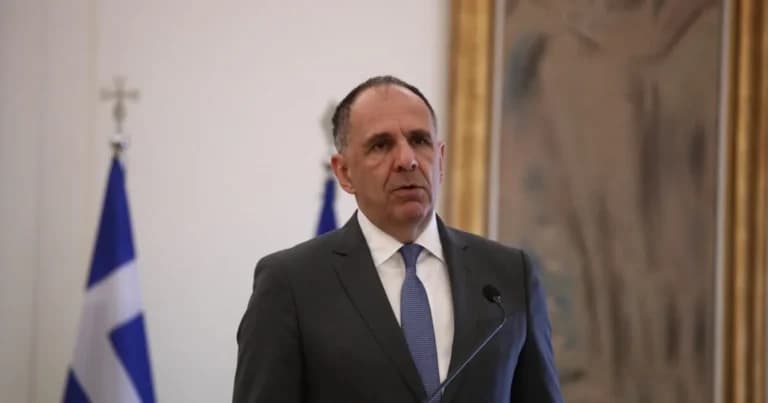 Ο Γεραπετρίτης: Καμία υποχώρηση στα κυριαρχικά δικαιώματα