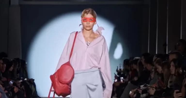 Η Julie Kegels κέρδισε το Βραβείο LVMH Νέων Σχεδιαστών