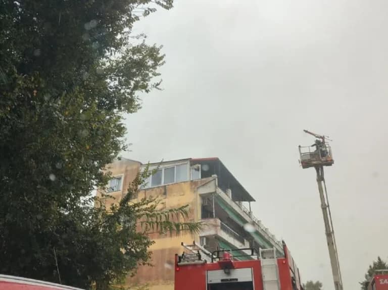 Η κακοκαιρία στην Κέρκυρα: φωτιά, πλημμύρες και χάος