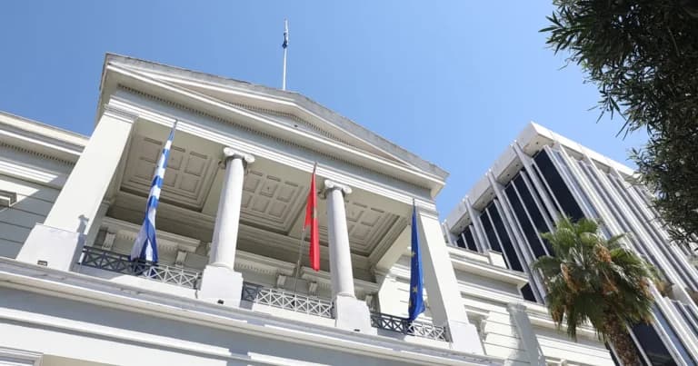 Το ΥΠΕΞ απαντά στην Τουρκία για τη θωράκιση των νησιών