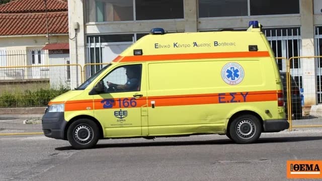 Τροχαίο στην Κηφισίας: Η μηχανή παρέσυρε πεζό στους Αμπελόκηπους