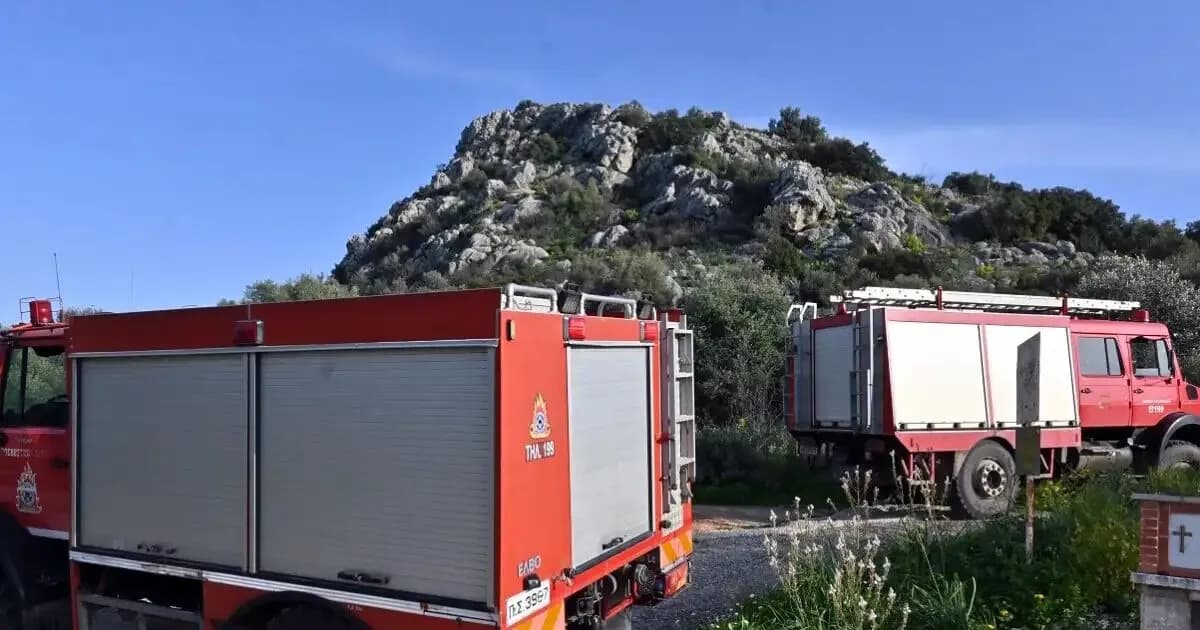 Φωτιά στη Σητεία: Το 112 καλεί σε εκκένωση στο Καρύδι