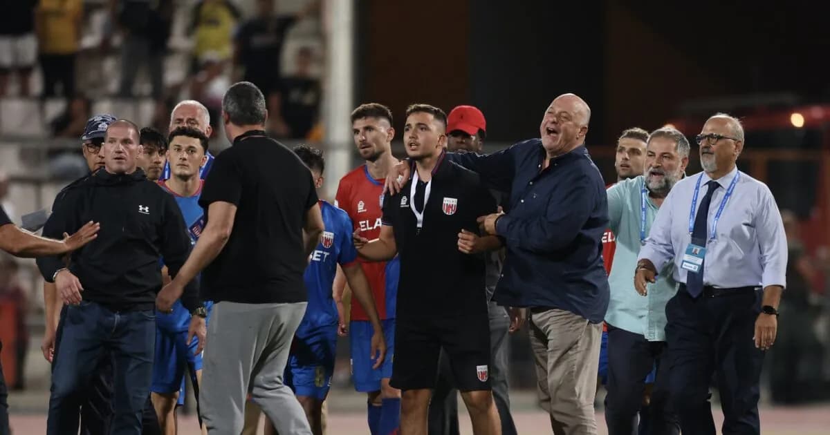 Ένταση Μπέος-Μπρινιόλι μετά τη νίκη της ΑΕΚ επί του Βόλου