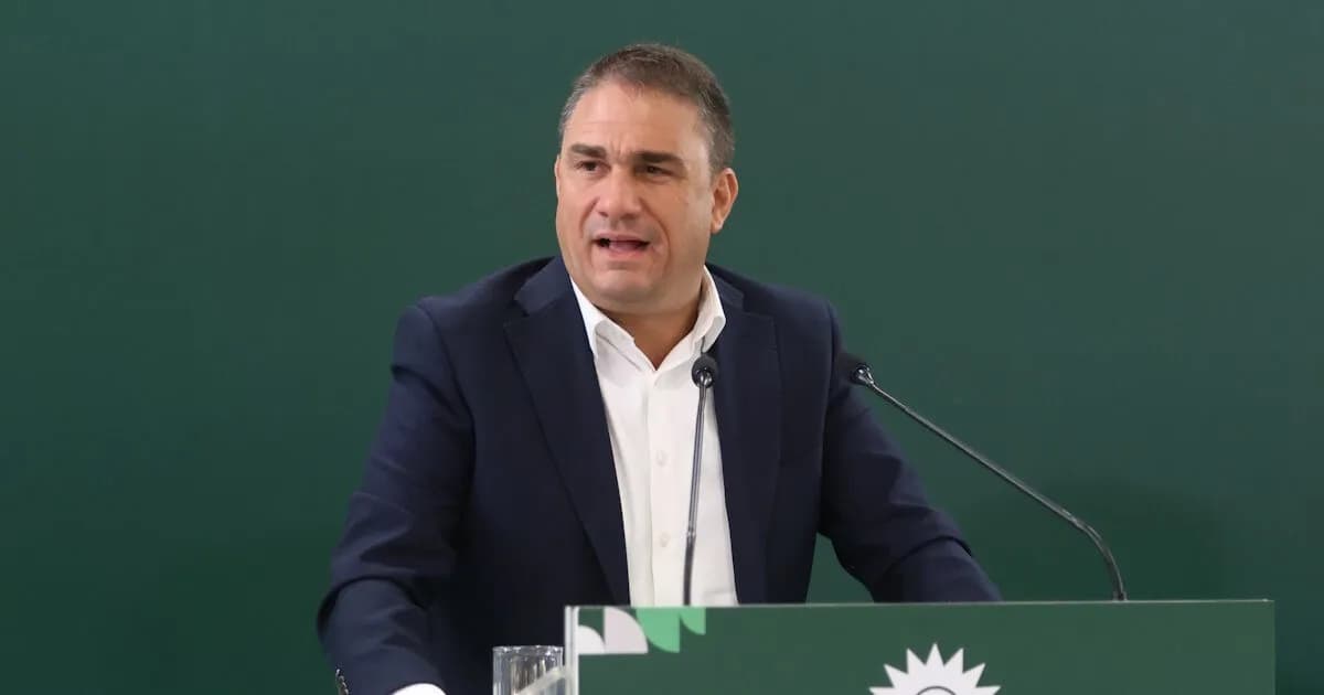Ο Τσουκαλάς ζητά άμεση έρευνα για απολύσεις στη Βιολάντα