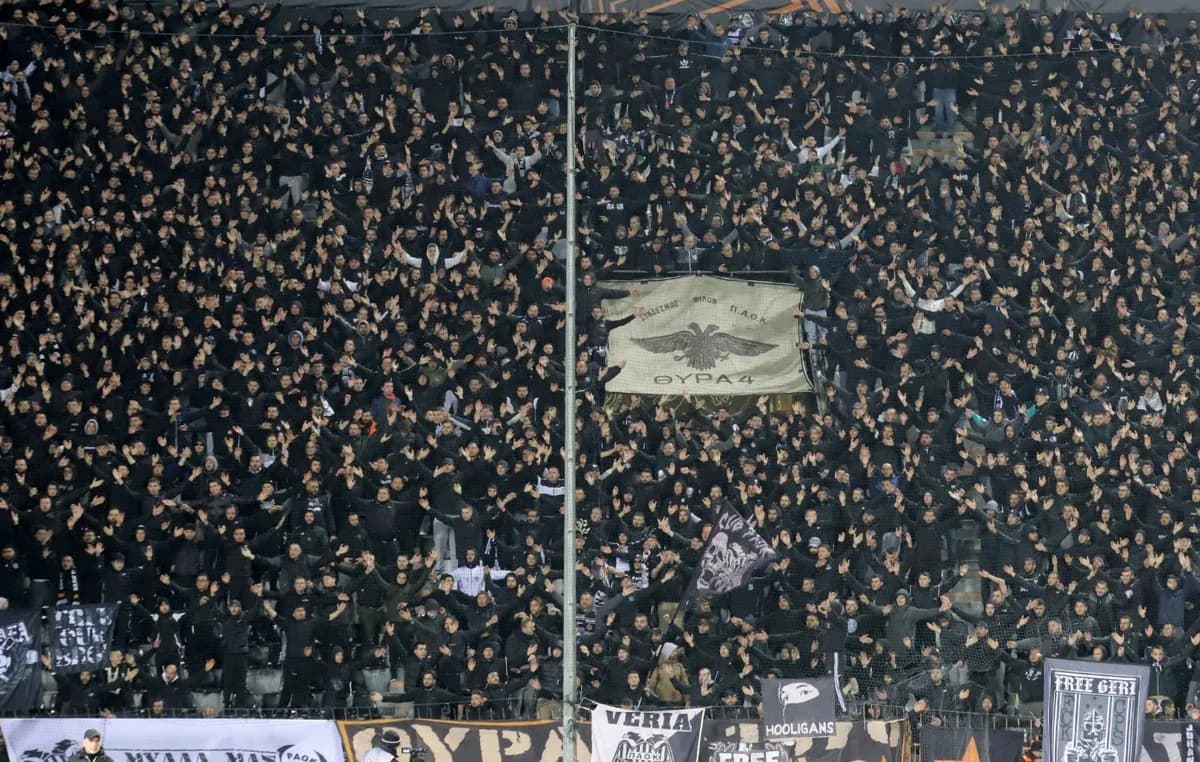Η Θύρα 4 ζητά την αποχώρηση του Σαββίδη από τον ΠΑΟΚ
