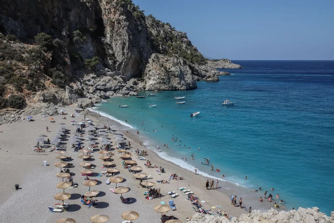 Η Κάρπαθος στα κρυφά διαμάντια της Ευρώπης λέει ο Guardian