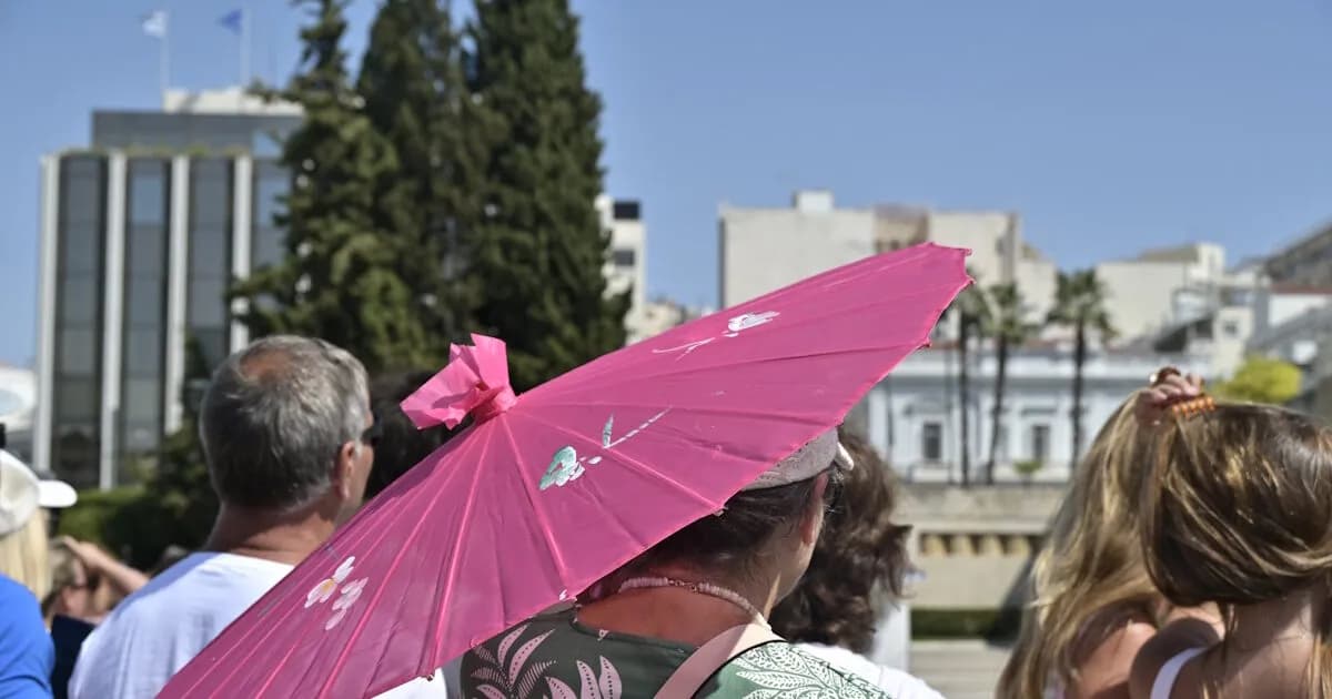 Ο καιρός τη Δευτέρα: Έως 38°C και κίνδυνος πυρκαγιάς