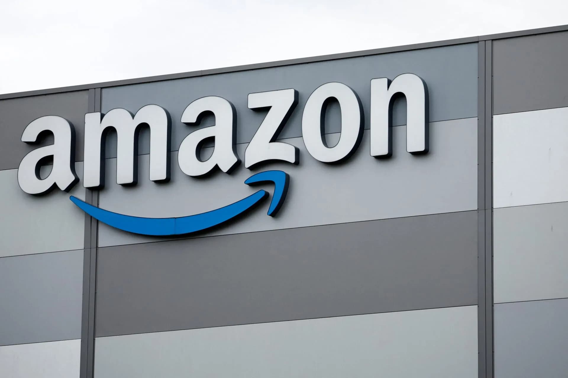 Η Amazon στρέφεται στο «φαινόμενο μπούμερανγκ» για στελέχη AI