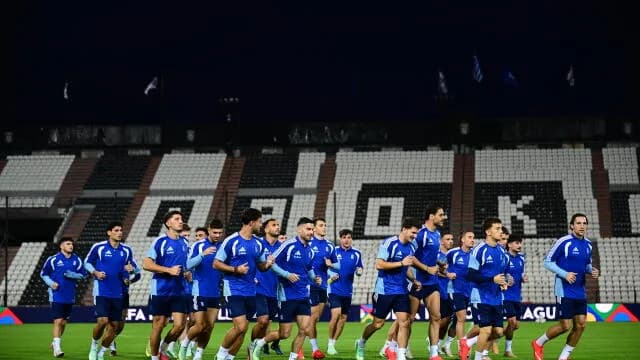 Ο Γιοβάνοβιτς ετοιμάζει την Ελλάδα για την Ολλανδία στην Τούμπα