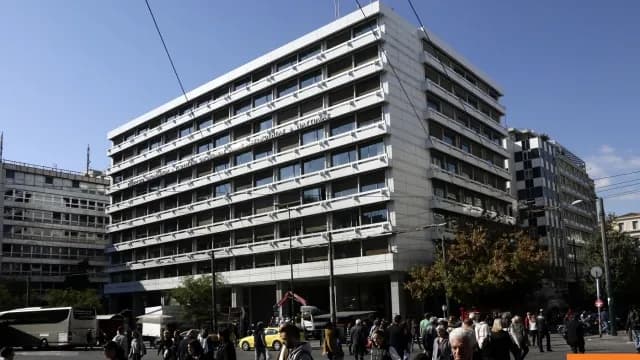 Ο Τσίπρας παρουσιάζει οικονομικό πρόγραμμα με κόστος 13 δισ.