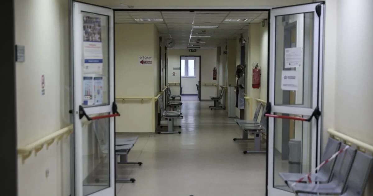 Σοκ στην Ηγουμενίτσα: Βαριά τραυματισμένη 24χρονη από αυτοκίνητο