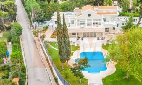 Ο εφοπλιστής Βαφειάς βγάζει προς ενοικίαση τη βίλα Κασσελάκη