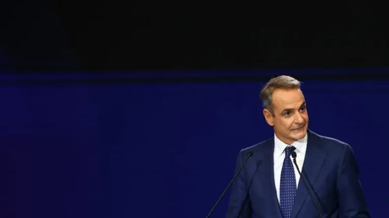 Ο Μητσοτάκης στη ΔΕΘ: Θλίψη για τους πιλότους της Τανάγρας