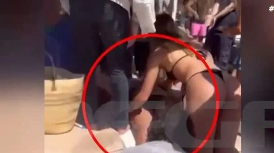 Αίγινα: Γυναίκα πέθανε στην παραλία μετά την αργοπορία ασθενοφόρου
