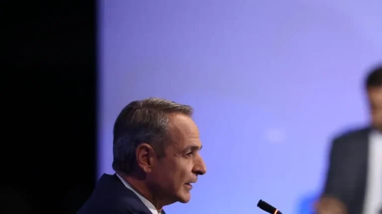 Ο Μητσοτάκης: Σαρκασμός για τα «ωραία χρόνια» του ΠΑΣΟΚ