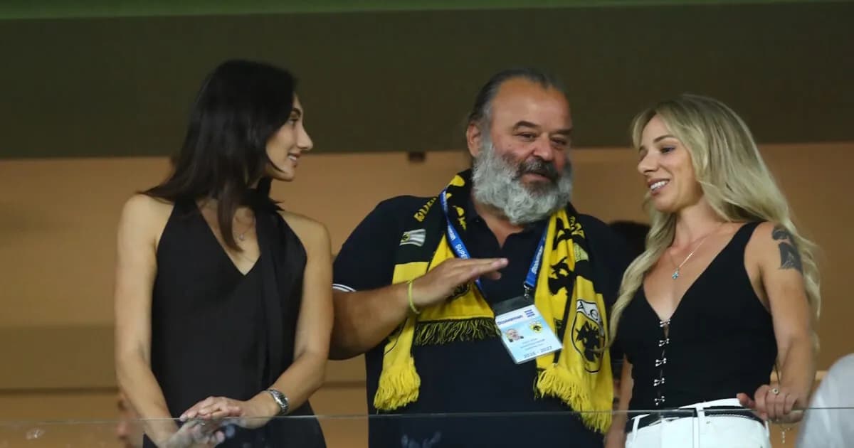 Ο Ηλιόπουλος φιλοξένησε δύο κορυφαίες αθλήτριες στην ΑΕΚ-Άρης