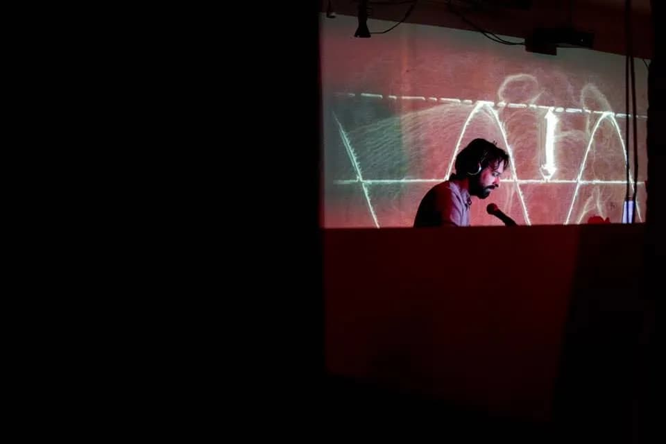 Το Cosmic Vibes φέρνει μουσική και τέχνη στο ΝΟΗΣΙΣ