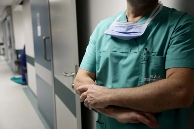 Οι τιμές καυσίμων παραμένουν σταθερά πάνω από τα 2 ευρώ το λίτρο