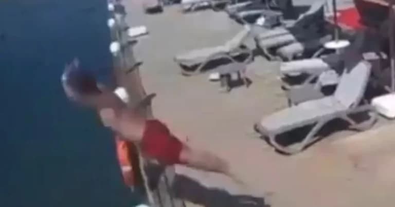 Τραγωδία στην Αττάλεια: Πατέρας 3 παιδιών πέθανε σε βουτιά