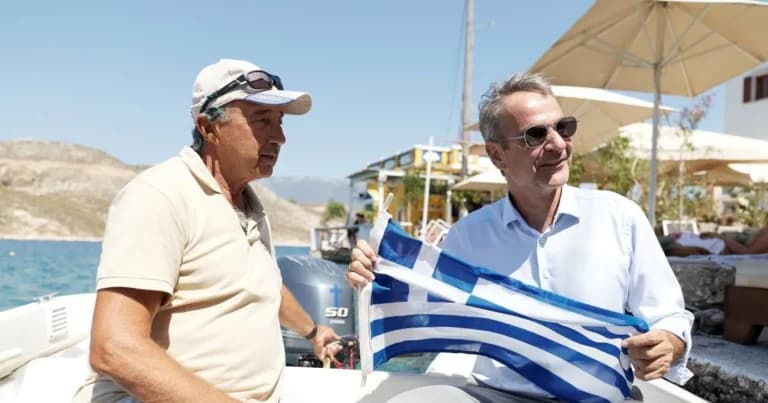 Ο Μητσοτάκης δεσμεύεται για νέα έργα στο Καστελόριζο
