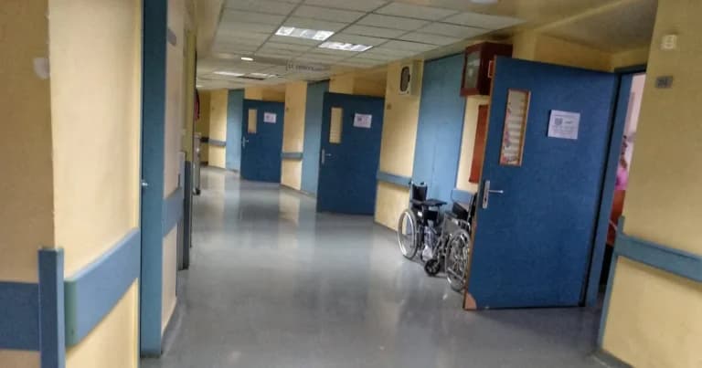 Τα τρία παιδιά στο νοσοκομείο Πρέβεζας και η αγωνία του πατέρα