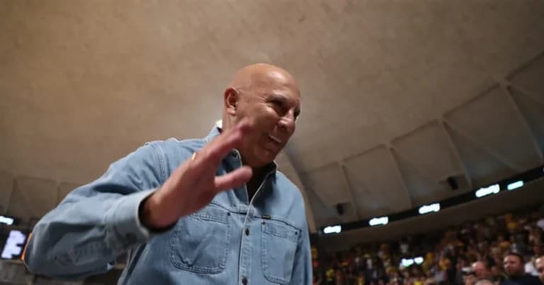 Αποθέωση για Γκάλη και Σιάο πριν το Άρης   Μπούργος