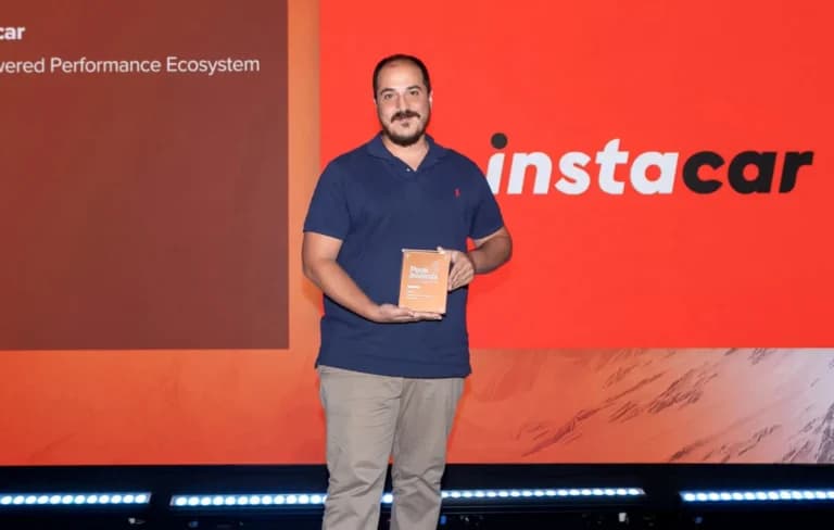 Το instacar κερδίζει διπλή διάκριση στα Peak Awards