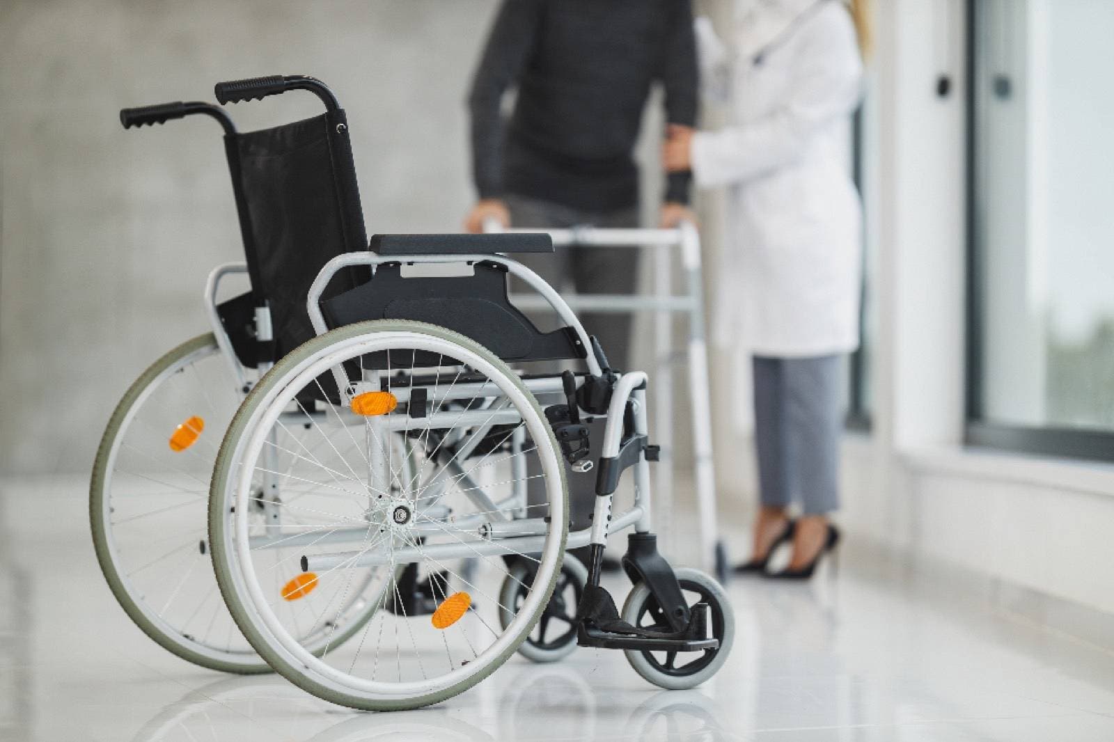 Πώς ζυγίζει ο γιατρός την ακτινοβολία πριν ζητήσει αξονική