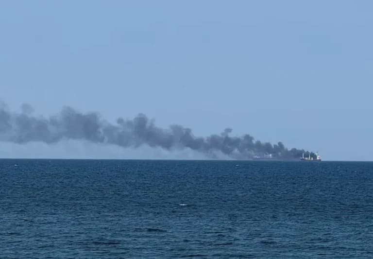 Ρωσικό πλήγμα σε εμπορικό πλοίο στο λιμάνι της Οδησσού