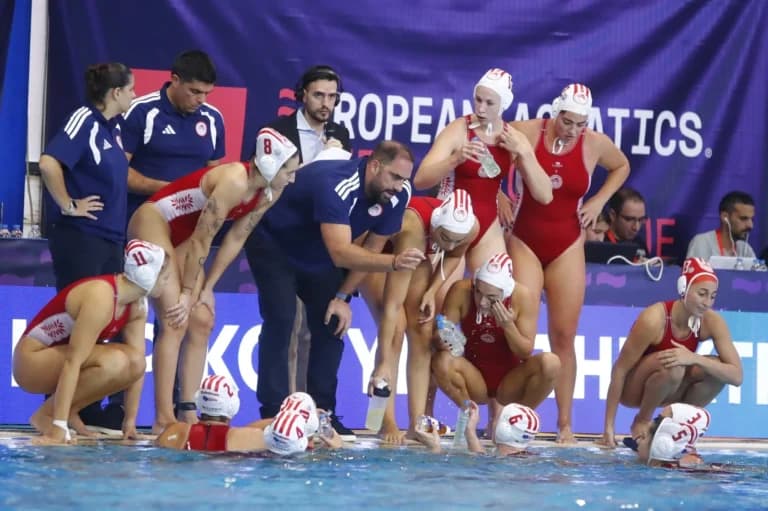 Ο Ολυμπιακός κατακτά το Super Cup στο πόλο γυναικών
