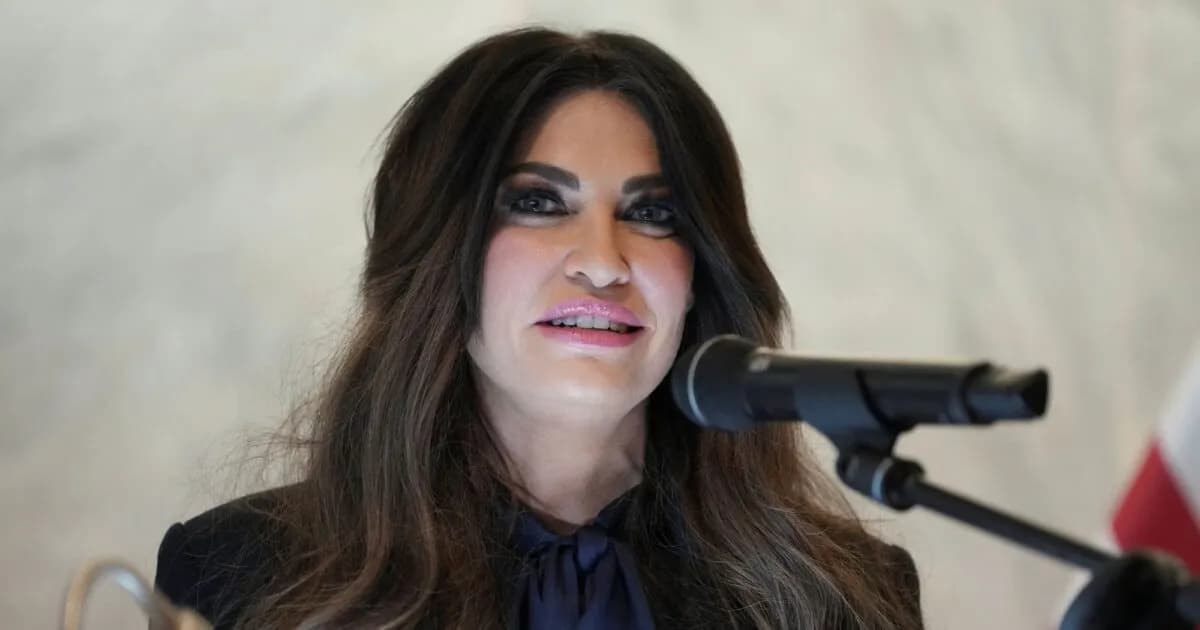 Έρευνα του Στέιτ Ντιπάρτμεντ για την πρέσβειρα Γκιλφόιλ